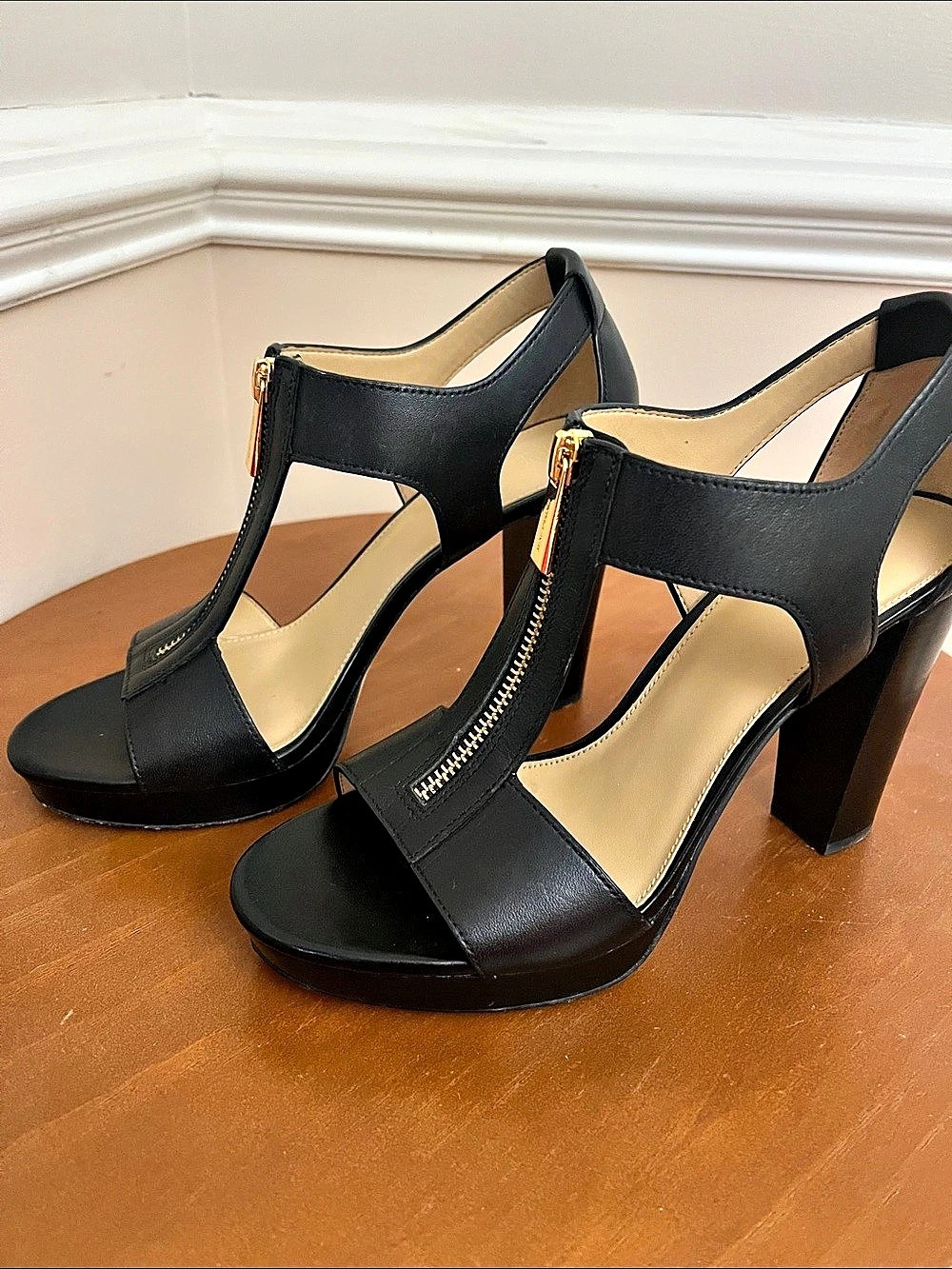 Michael Kors Berkley Leather Zip Platform Sandal Black US 8M